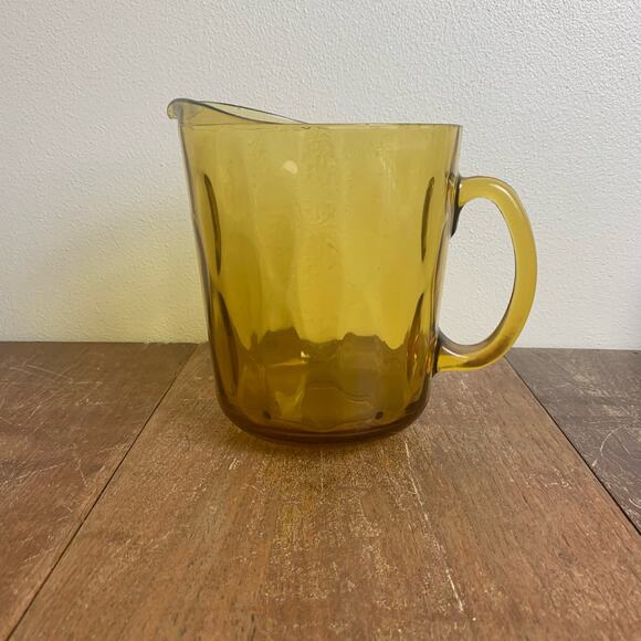 Vintage Hazel-Atlas Glass Pitcher 2 Qt Amber Gold Optic Pattern 64 Oz - Picture 3 of 7